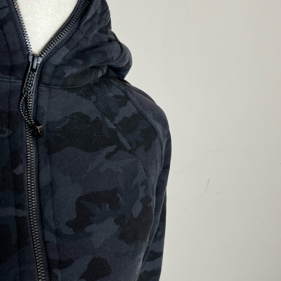 Lululemon Scuba Hoodie *Light
Cotton Fleece Incognito Camo Multi Grey - Picture 6 of 12